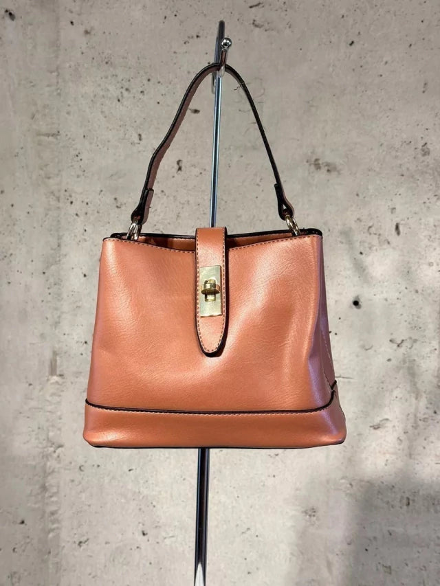 Cartera Adele Elegante Con Traba Coctel