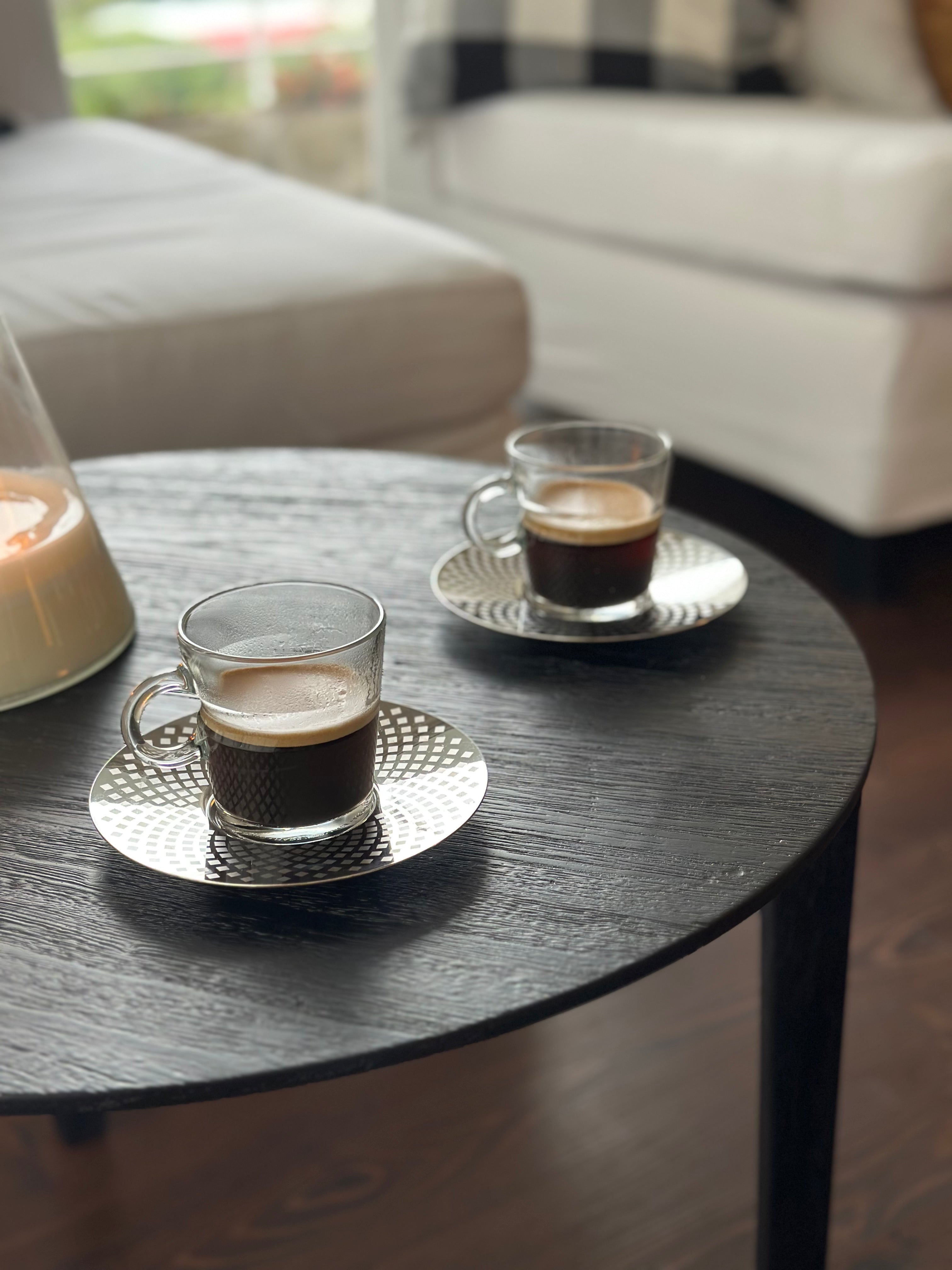 Mesas Ratonas Madera Laqueada Vetas Diseño Estilo Moderno