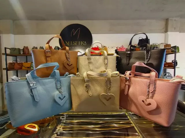 Cartera Mujer Bandolera Love Importada Mini Bag Dije Corazon