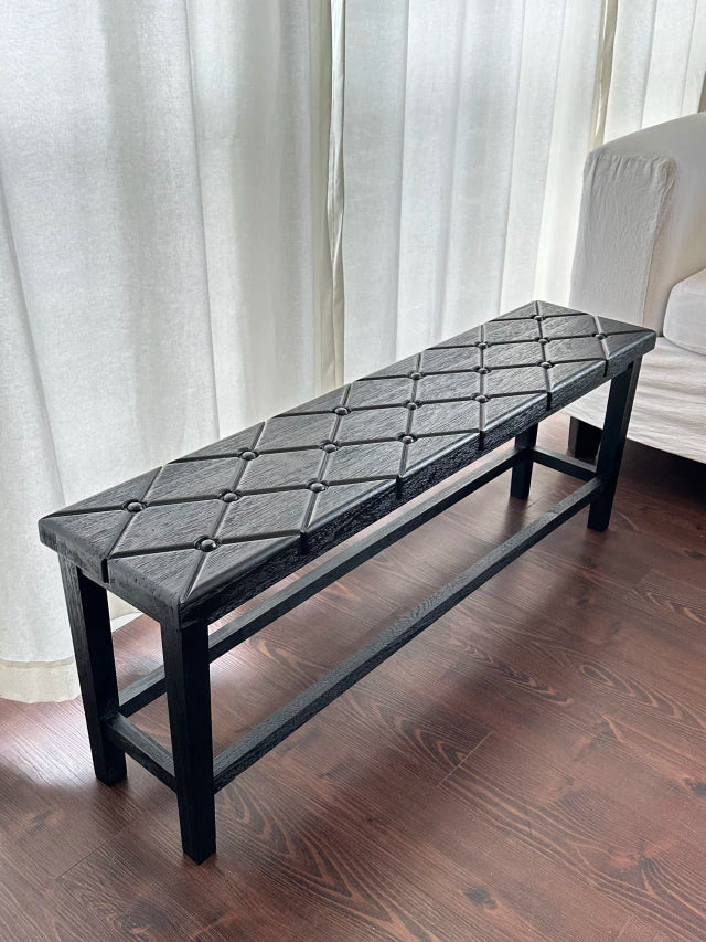 Banco Madera Maciza Laqueada Para Interior Tallado Capitoné