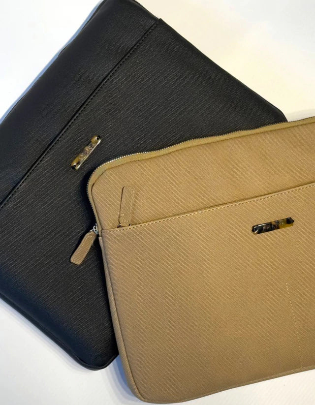 Funda Porta Notebook Amayra Laptop Detalle Carey Oficina