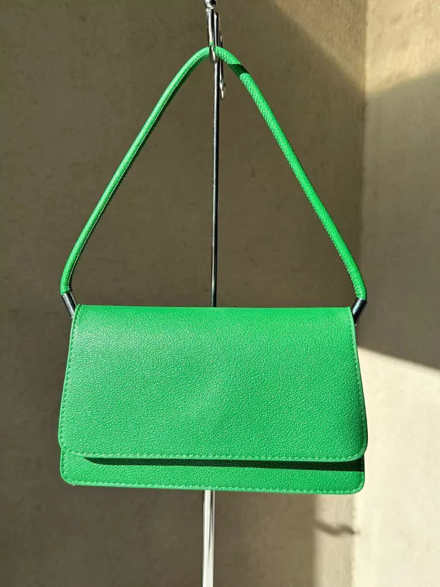 Cartera Mujer Minibag Lisa Solapa Hombro Herrajes Plata Cala